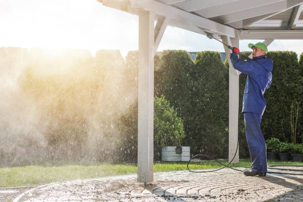 Best Pool Deck Cleaning  in Preston Heights, IL